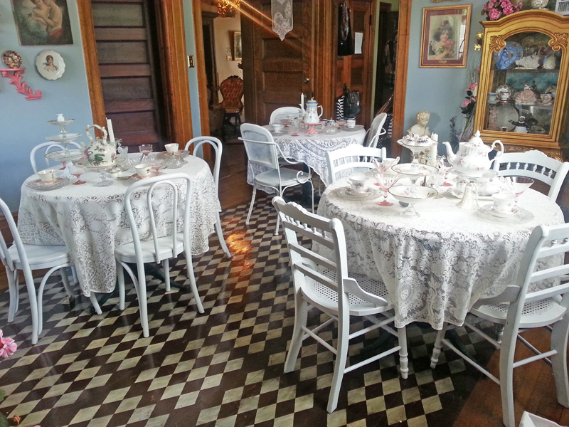 12OaksGalleryHouse07